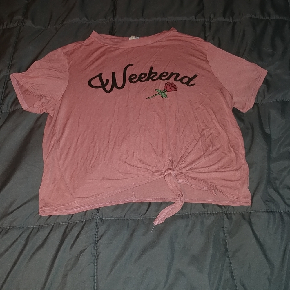 cropped weekend shirt